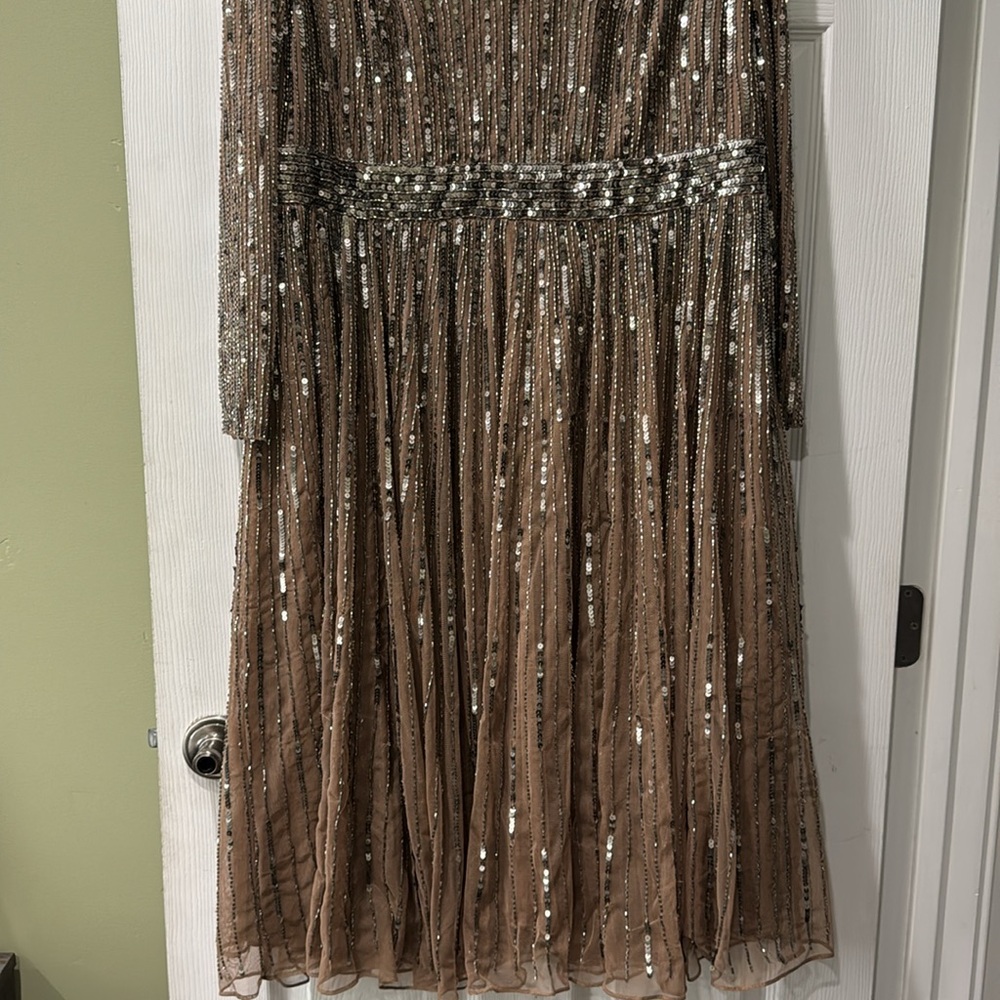 Mac Duggal Midi Dress - Picture 5 of 14